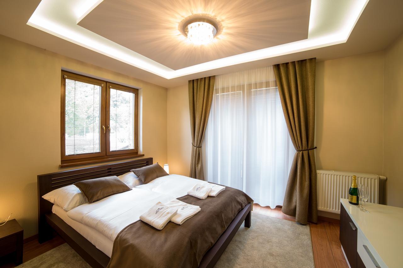 Hotel Daro Banská Štiavnica エクステリア 写真