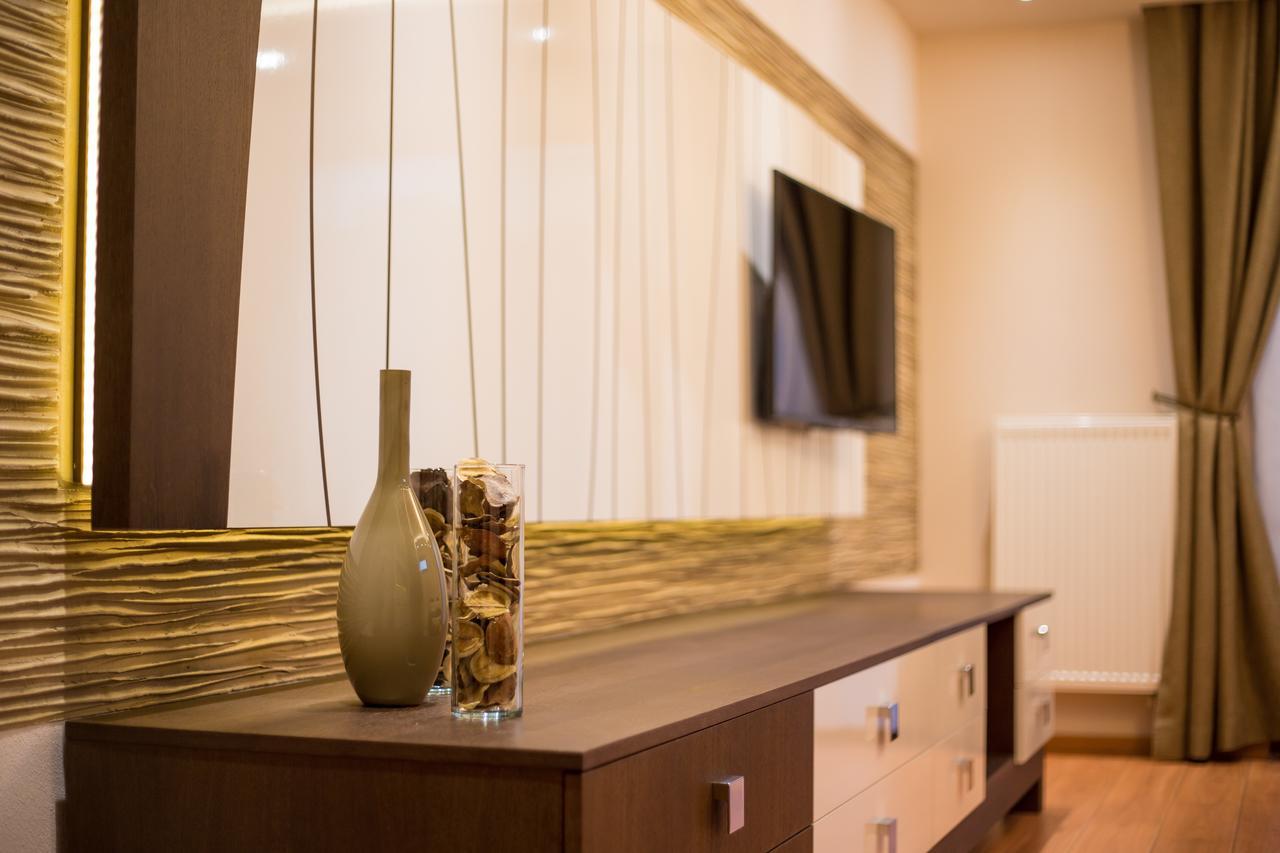 Hotel Daro Banská Štiavnica エクステリア 写真