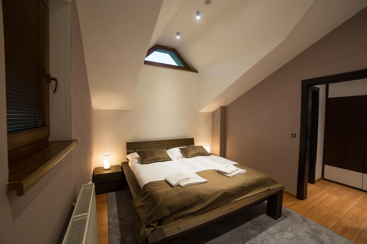 Hotel Daro Banská Štiavnica エクステリア 写真