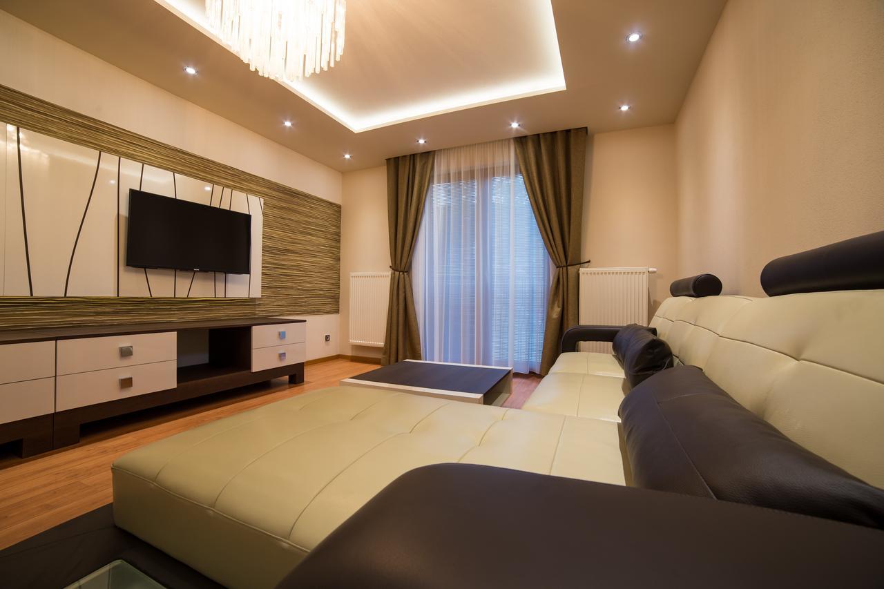 Hotel Daro Banská Štiavnica エクステリア 写真